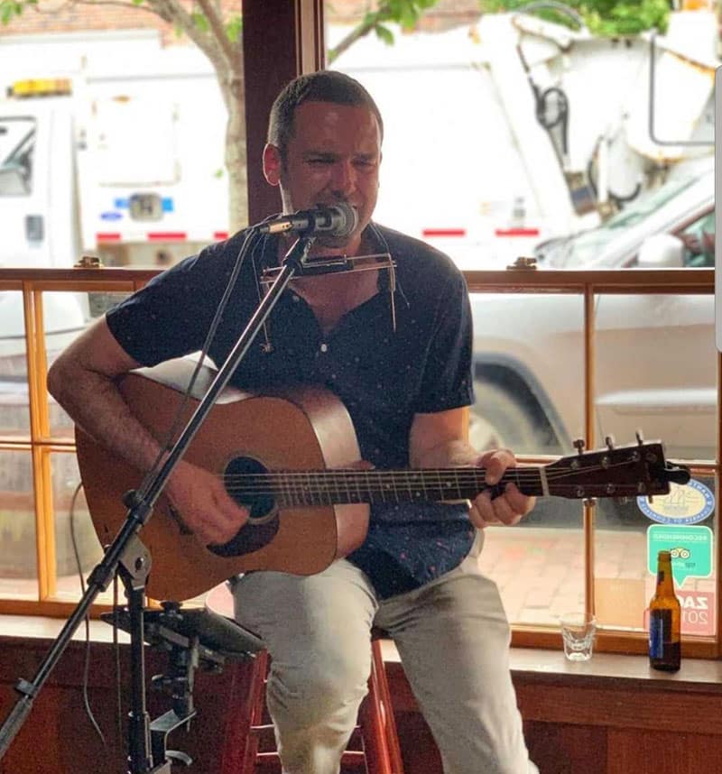 Live Music at the Crown