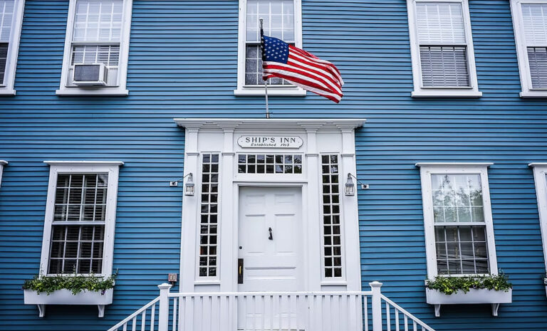ShipsInn1 768x465